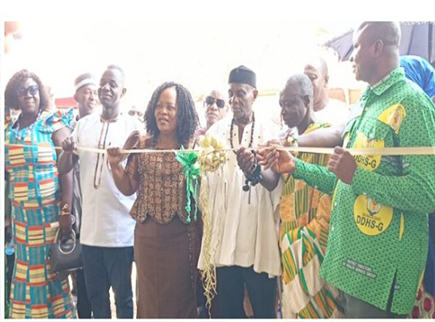 Krachi West MP delivers new CHPS compound for Kadentwe