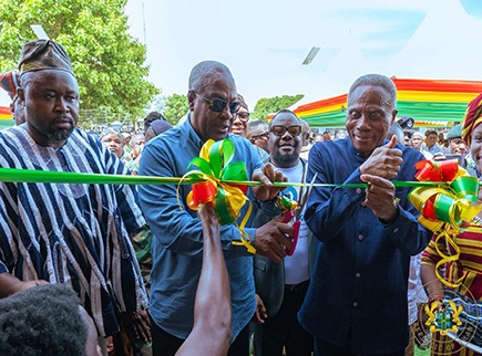 President Mahama commissions Mahama ICT Centre in Damongo
