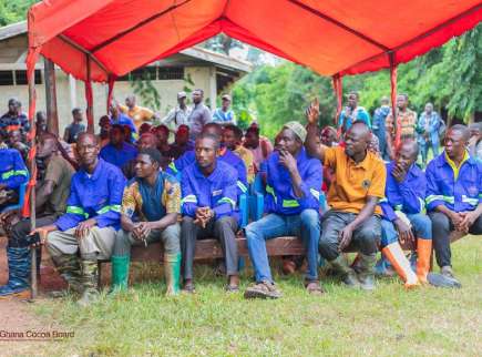 COCOBOD commences farmer sensitisation campaign on free inputs, cocoa sector reforms